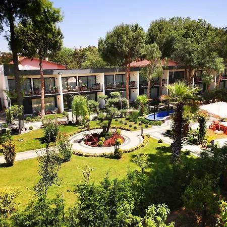 Ξενοδοχείο Moje 5*